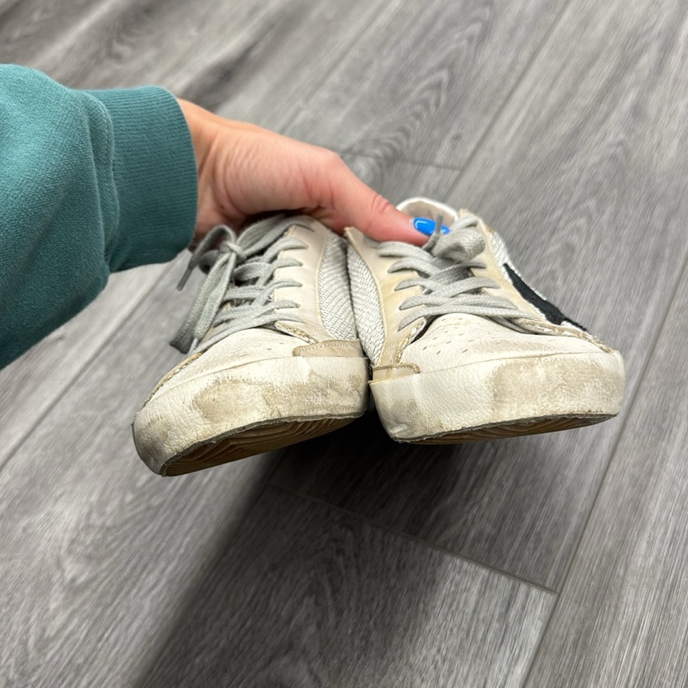 Golden Goose Superstars - Picture 5 of 9